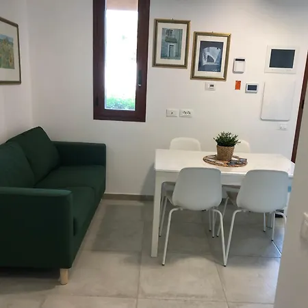 Brezza Di Levante Apartment *