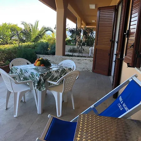 Brezza Di Levante Apartment Cefalu