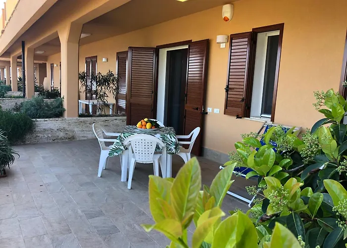 Brezza Di Levante 公寓 切法卢