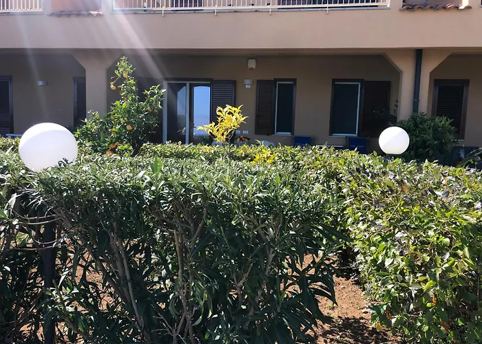 公寓 Brezza Di Levante 切法卢